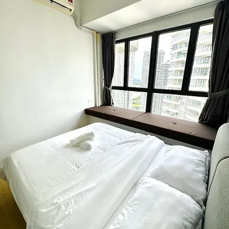 Danga Bay Beach View 4 Pax Apartment Johor Bahru Exterior photo